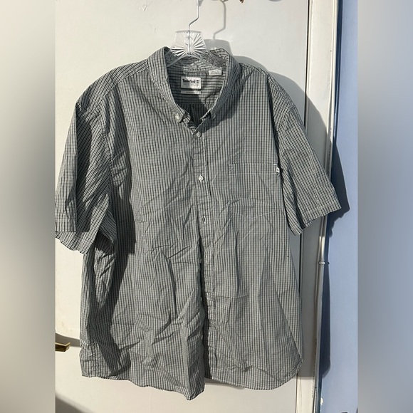 Timberland Short Sleeve Regular Fit Casual Button-Down Shirts for Men - Picture 1 of 3